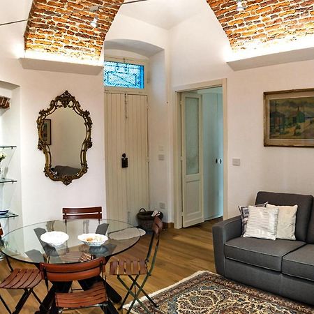 Ferienwohnung Casa Del Conte Massimiliano Roero Cuneo Exterior foto