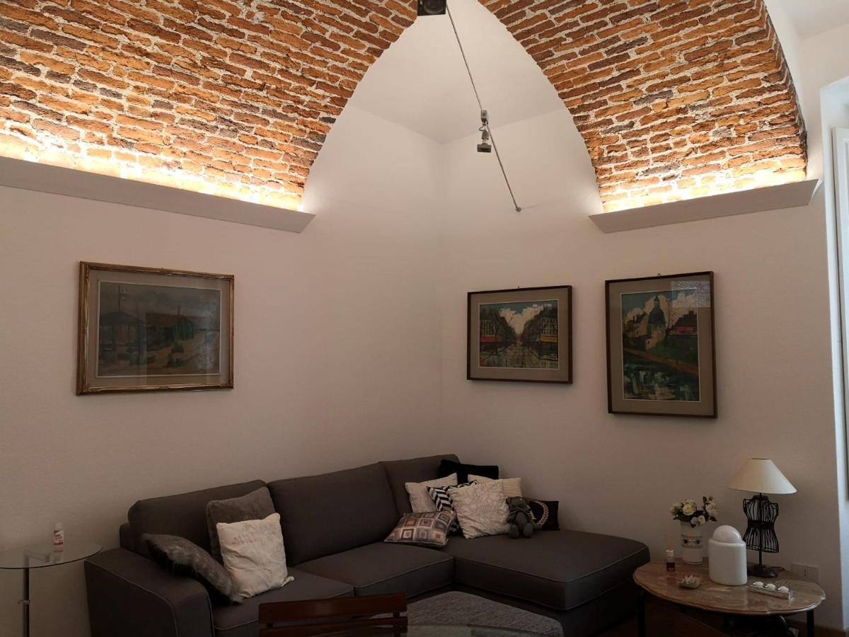 Ferienwohnung Casa Del Conte Massimiliano Roero Cuneo Exterior foto