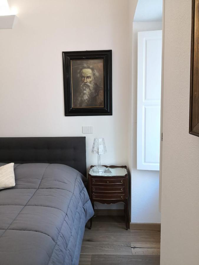 Ferienwohnung Casa Del Conte Massimiliano Roero Cuneo Exterior foto