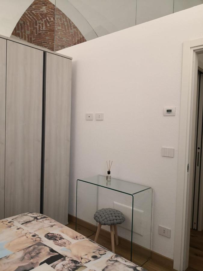 Ferienwohnung Casa Del Conte Massimiliano Roero Cuneo Exterior foto